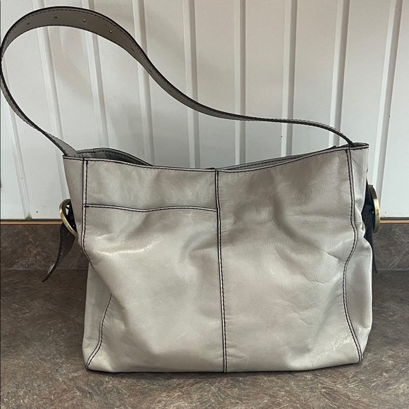 HOBO Render shoulder bag in color driftwood - Picture 3 of 8